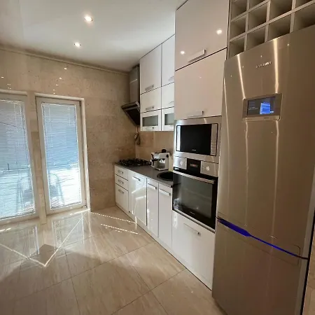 Elegant Attila Apartman Hajduszoboszlo