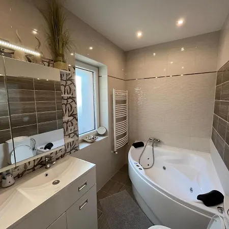 Elegant Attila Apartman