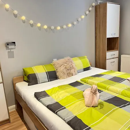 Lägenhet Elegant Attila Apartman Hajdúszoboszló