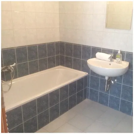 Elegant Attila Apartman Hajduszoboszlo